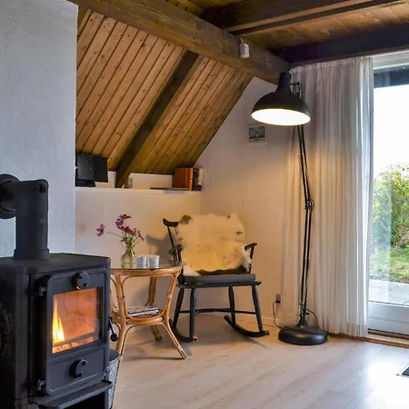 3 Bedroom Amazing In Hvide Sande *